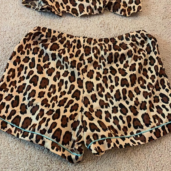 Cheetah Print with Aqua Trim Pajama Set - Picture 13 of 13